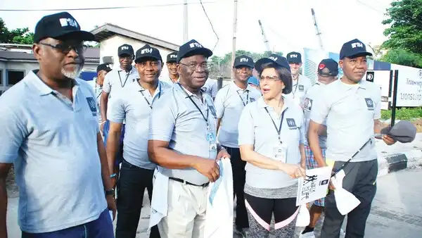 President/Chairman, Governing Council, Institute of Directors (IoD) Nigeria, Samuel Yemi Akeju (left); Chairman, Health Committee, (IoD), Dr. Ebun Sonaiya; Publisher, Guardian Newspapers, Lady Maiden Alex-Ibru and former Chairman, Punch Newspapers, Chief Ajibola Ogunsola at the Institute