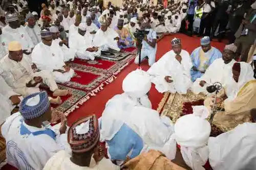President Muhammadu Buhari (2nd, L) and other dignitaries at the wedding 
