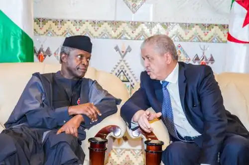 Sellal and Osinbajo at the Houari-Boumedienne International Airport