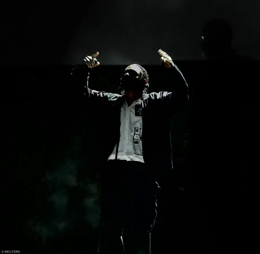 Legend: The performance was chalk full of social commentary