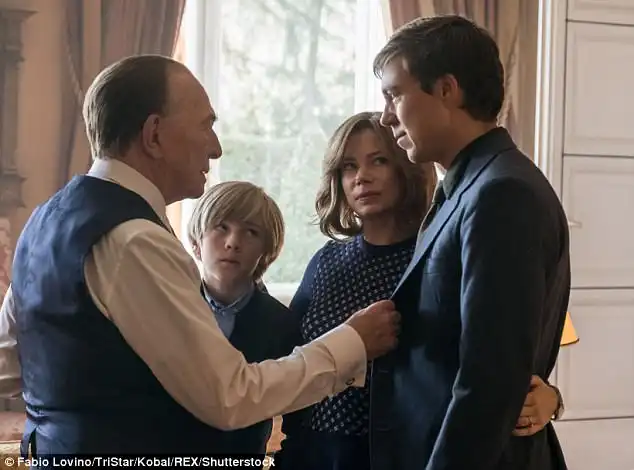 Williams, a four-time Oscar nominee, is the top-billed actor on the project and has more screentime than Wahlberg 
