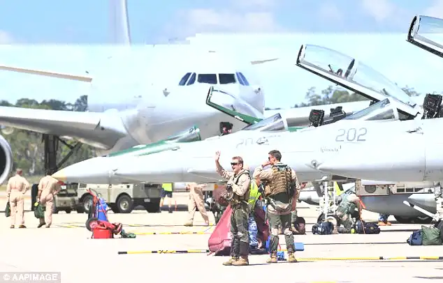 As well as fighter pilots and weapons operators, aircraft maintece workers and armament technicians were among returning personnel 