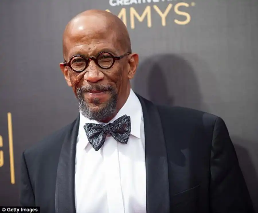 The House of Cards actor has been battling lung cancer, but the exact cause of his death has not been released to the public 
