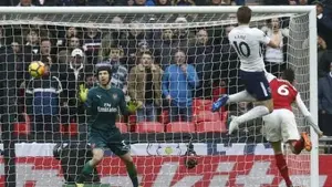 FBL-ENG-PR-TOTTENHAM-ARSENAL