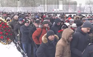 Over 30,000 people in the southwestern city of Voronezh attended the ceremony