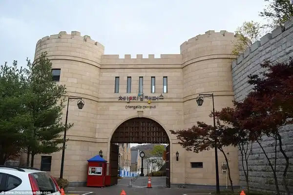 Although tourists come to visit, most English-speaking people who come here are tutors. There are more than 700 on campus, who help to provide a traditional British setting while teaching the Queen's language to locals