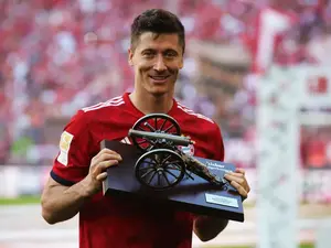 FC Bayern Muenchen v VfB Stuttgart - Bundesliga