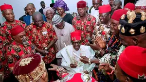 President Muhammadu Buhari conferred with the title of Ochioha Ndigbo 1 during his visit to Ebonyi state (photo: State House)