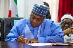 Saraki Appoints Jonathan's Ex-media Aide As Head Of Campaign Team